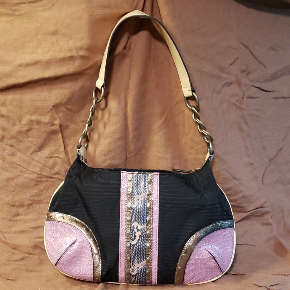 Emilie M Purse